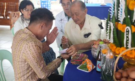 วันที่ 21 มกราคม 2569 เวลา 07.00 น. นายโกมุท ทีฆธนานนท์ นายกเทศมนตรีนครสกลนคร มอบหมายให้ นายนิวัตร อภัยจิตต์ รองนายกเทศมนตรีนครสกลนคร เป็นประธานในพิธีทำบุญเดือน 3 ออกใหม่ 3 ค่ำ ประจำปี 2569 ร่วมกับชาวคุ้มคูหมากเสื่อ ประกอบด้วย ชุมชนวัดศรีสุมังคล์, ดอนงิ้ว